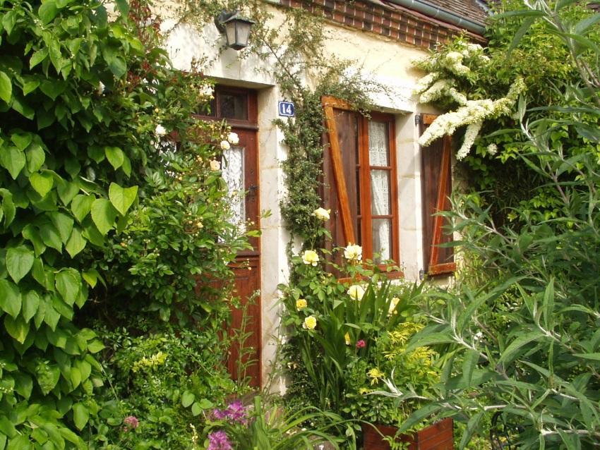 Gite De La Galaisiere Preaux  Bagian luar foto